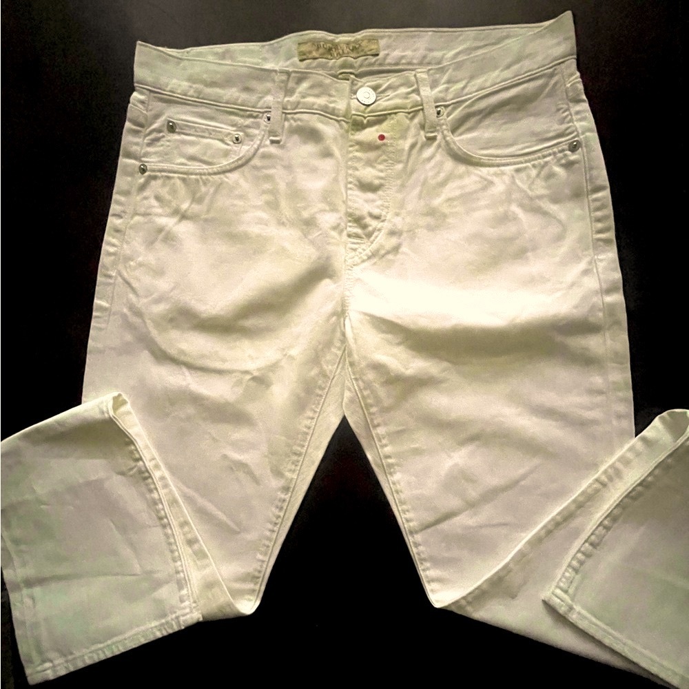 Burberry White Straight Leg Jeans with Seamless Stitching , NWT